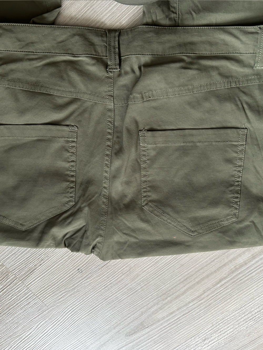 MEC hiking pants sz 10 - Picture 9 of 12